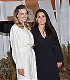Filename=073.jpg
Filesize=256KiB
Dimensions=2000x1372
Date added=Jul 31, 2019 073.jpg